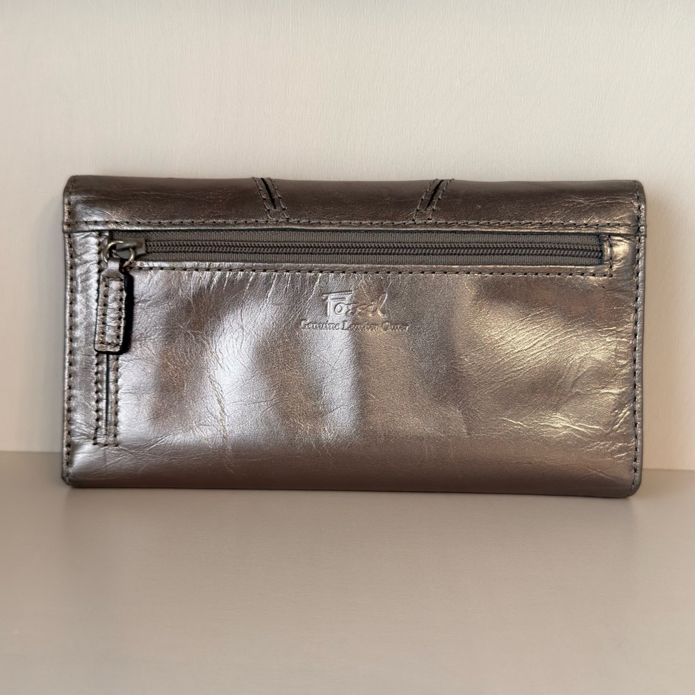 Fossil Y2K Metallic Silver Wallet, extra insert 7x4 - Picture 2 of 16